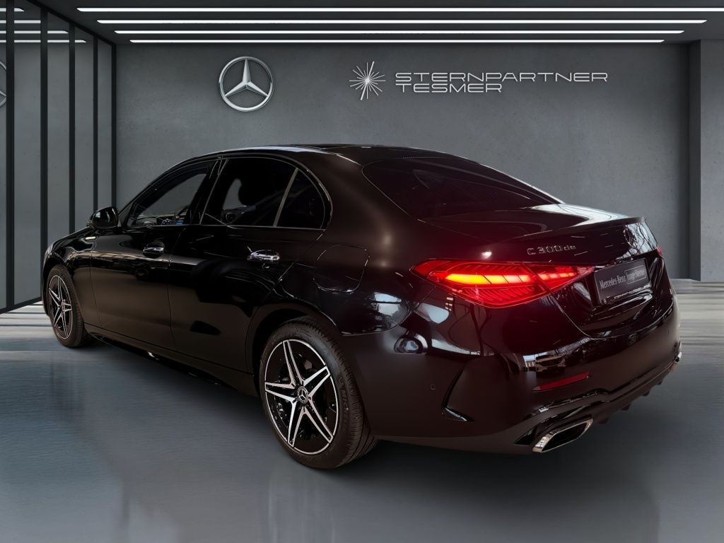 Mercedes-Benz C 300 2025