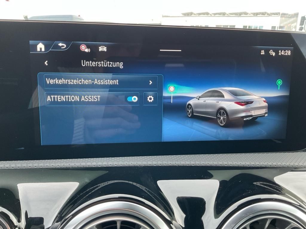 Mercedes-Benz CLA 200 2026