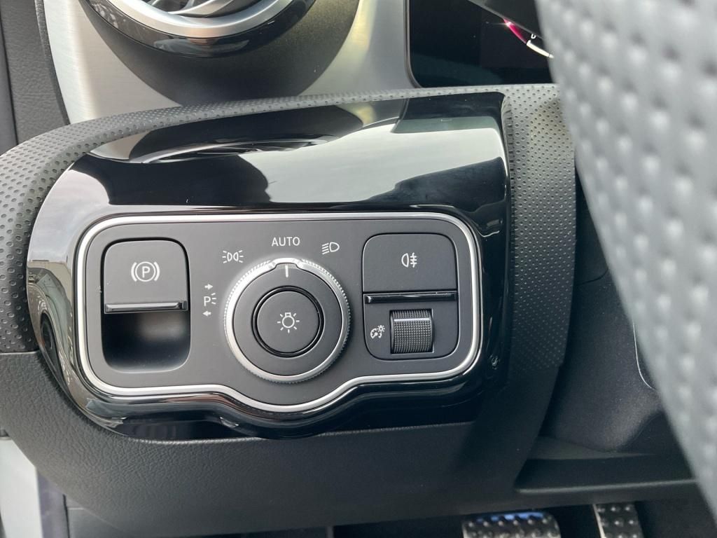 Mercedes-Benz CLA 200 2026