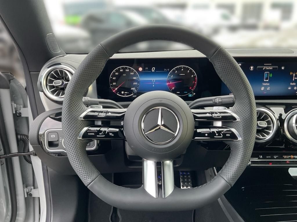 Mercedes-Benz CLA 200 2026