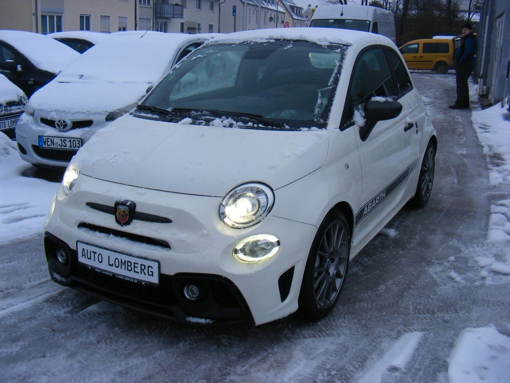 Abarth 595C 2021