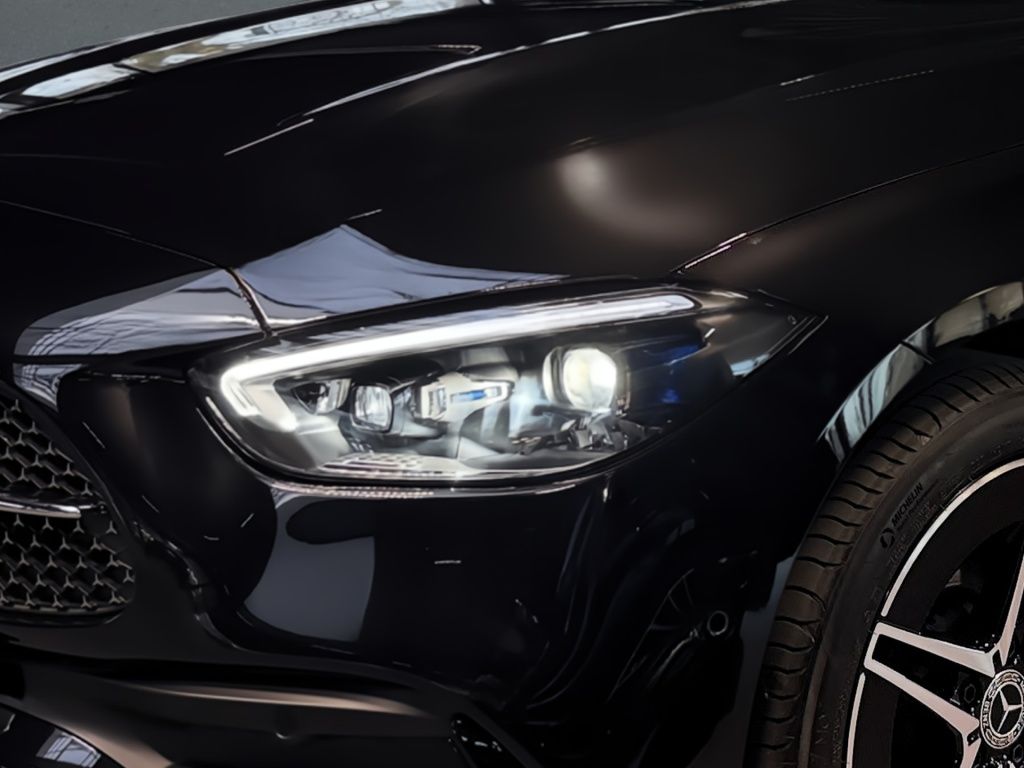 Mercedes-Benz C 300 2025