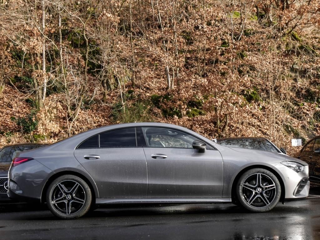Mercedes-Benz CLA 200 2026