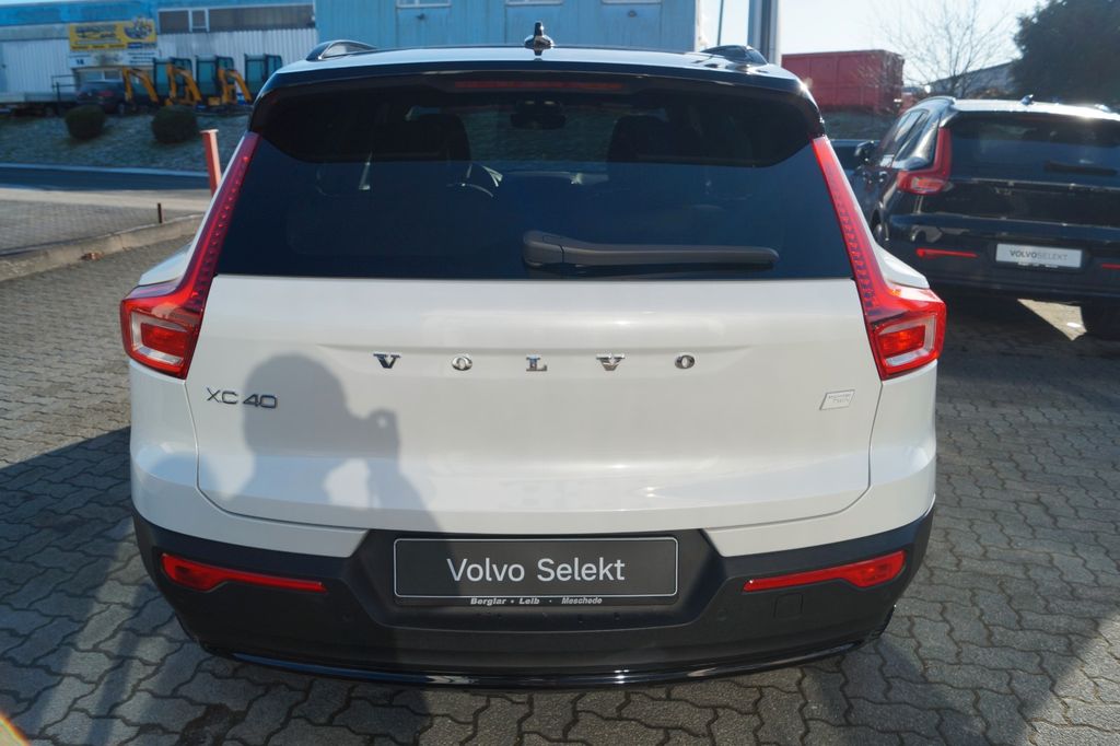 Volvo XC40 2023