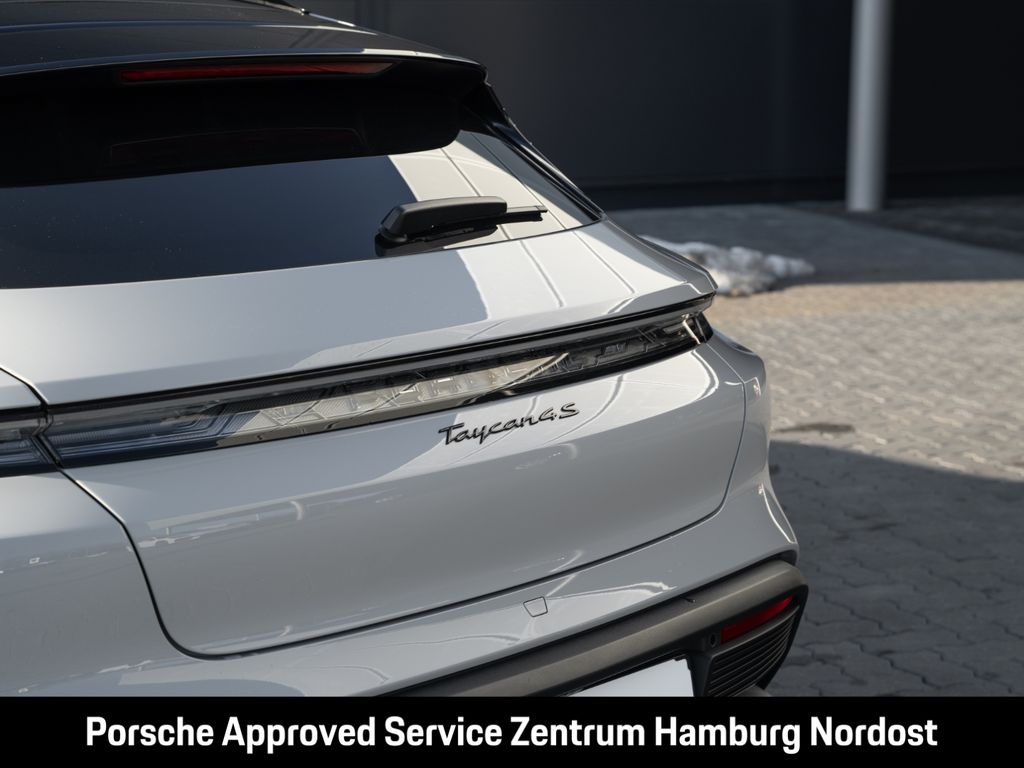 Porsche Taycan 2024