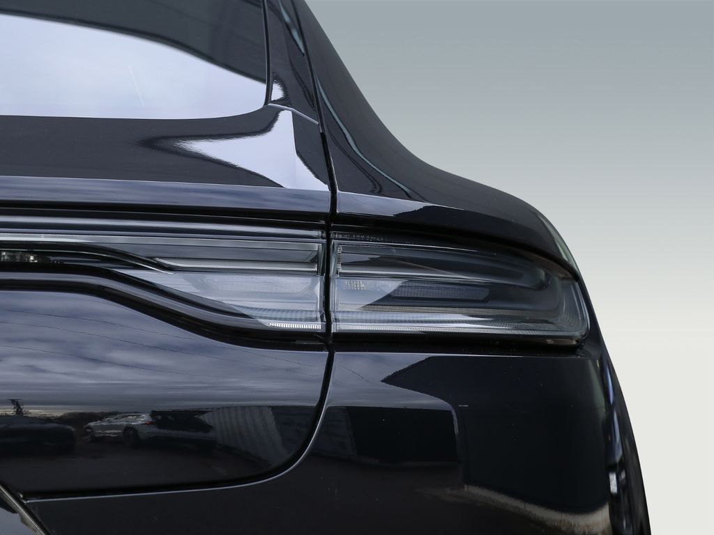 Porsche Panamera 2022