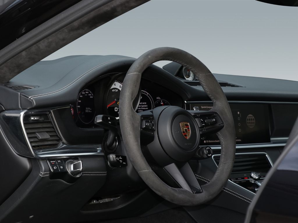 Porsche Panamera 2022