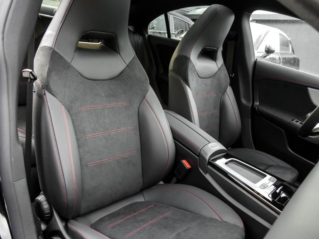 Mercedes-Benz CLA 200 2026