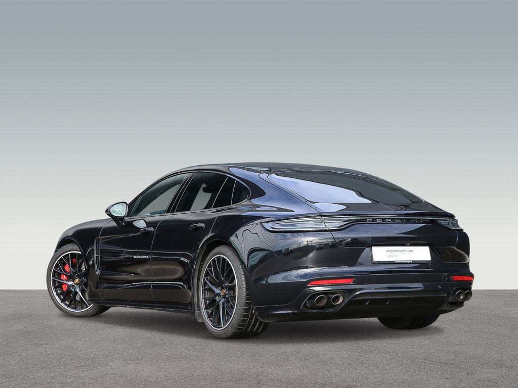 Porsche Panamera 2022