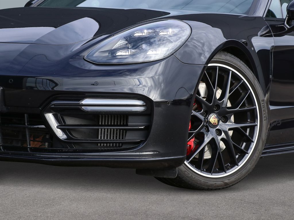 Porsche Panamera 2022