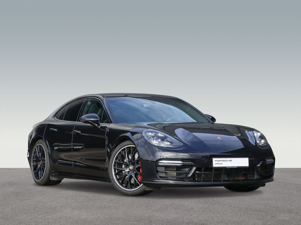 Porsche Panamera 2022