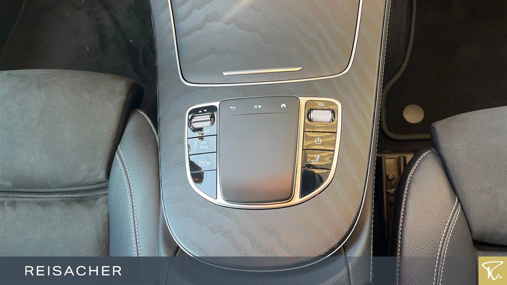 Mercedes-Benz E 300 2023