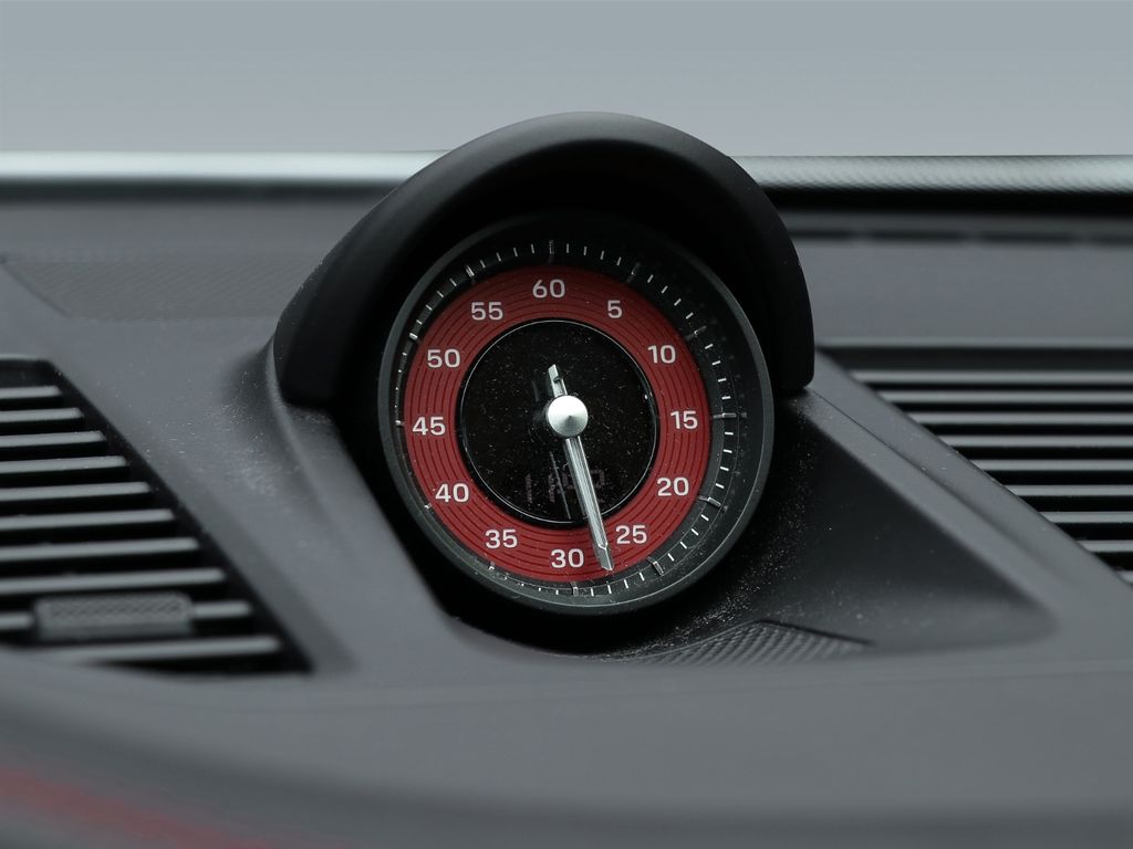 Porsche 992 2024