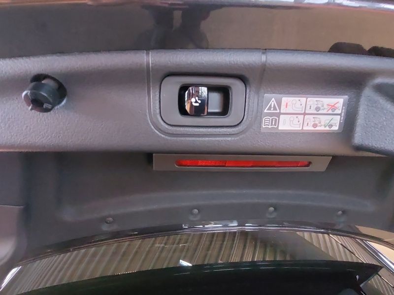 Mercedes-Benz C 200 2026