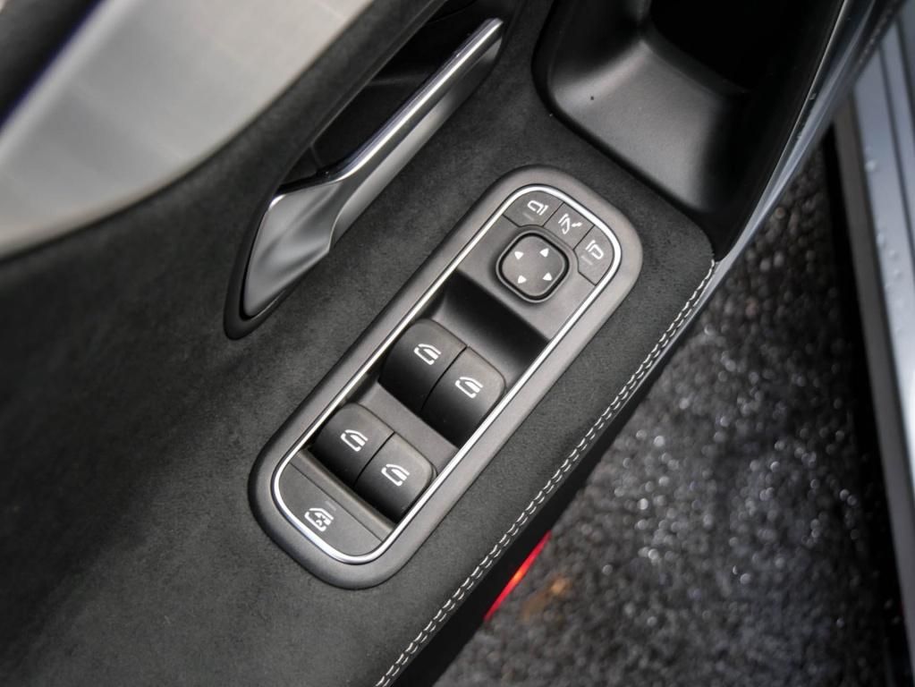Mercedes-Benz CLA 200 2026