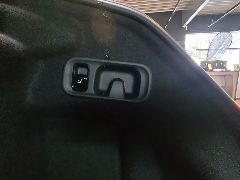 Mercedes-Benz C 200 2026