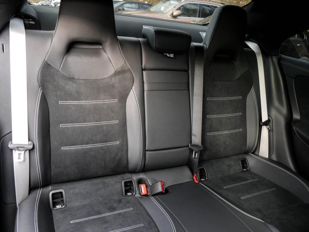 Mercedes-Benz CLA 200 2026