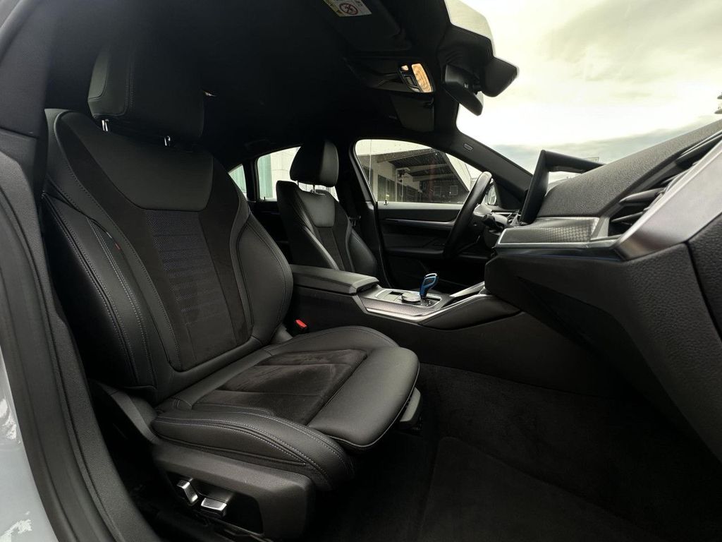 BMW i4 2023