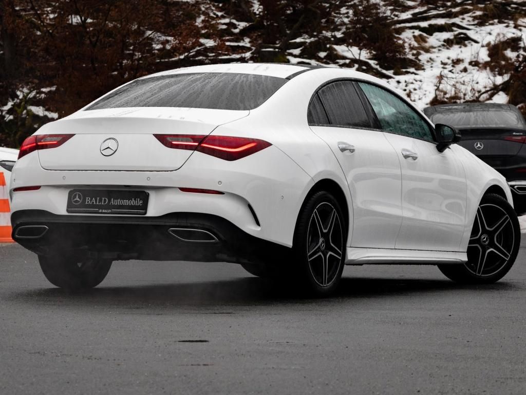 Mercedes-Benz CLA 200 2026