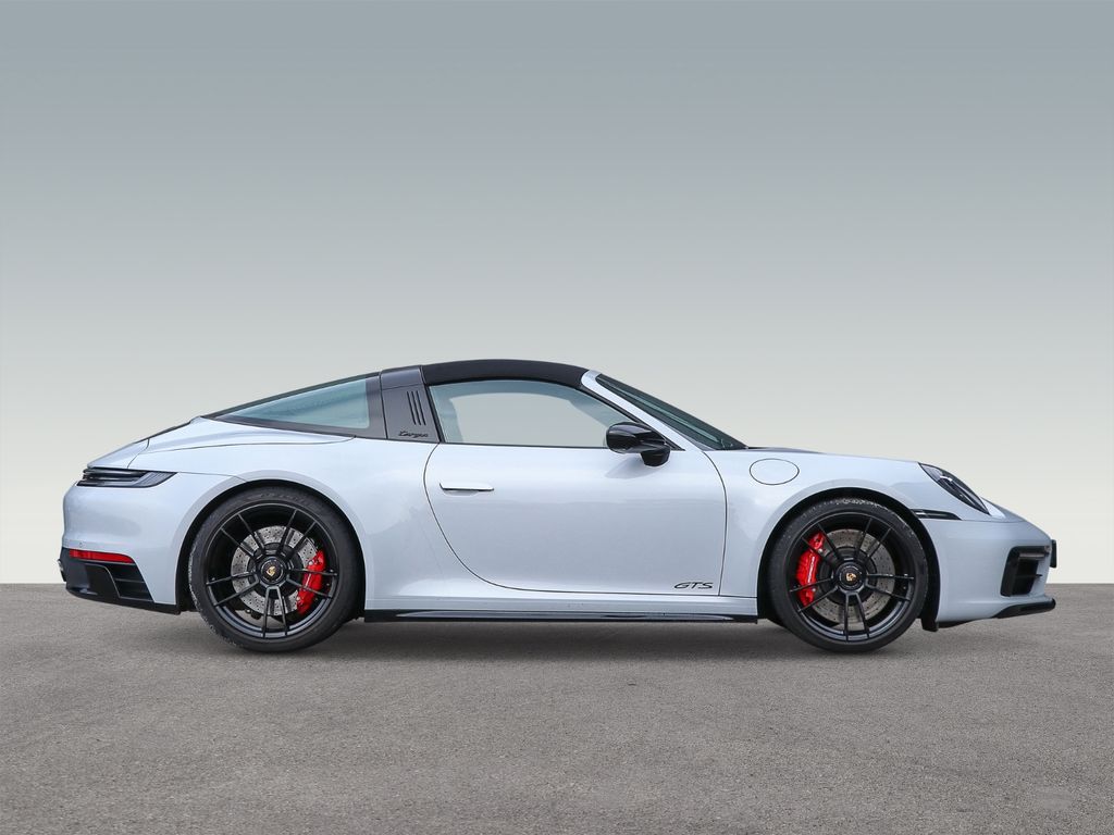 Porsche 992 2024