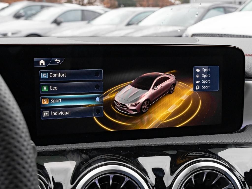 Mercedes-Benz CLA 200 2026