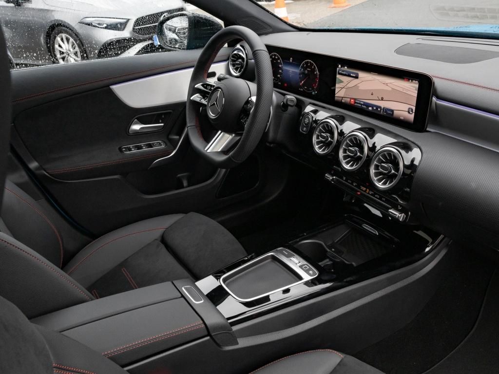 Mercedes-Benz CLA 200 2026