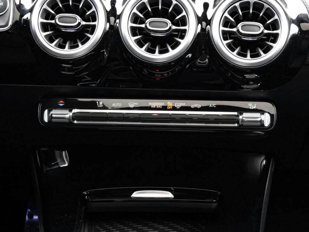 Mercedes-Benz CLA 200 2026