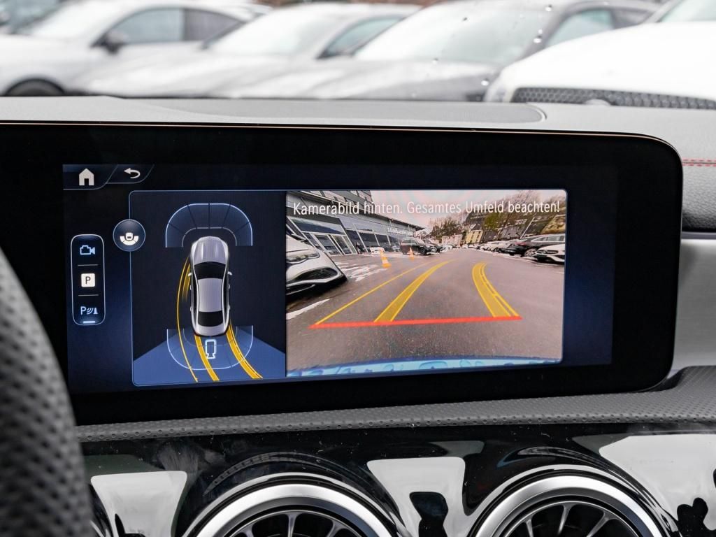 Mercedes-Benz CLA 200 2026