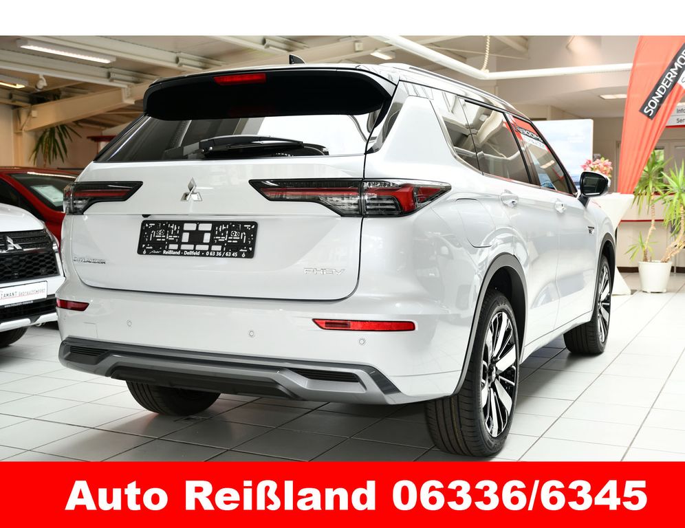 Mitsubishi Outlander 2025