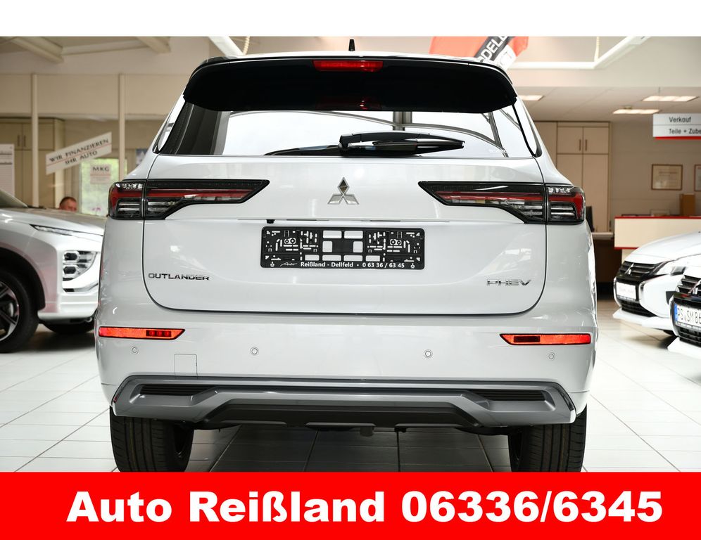 Mitsubishi Outlander 2025