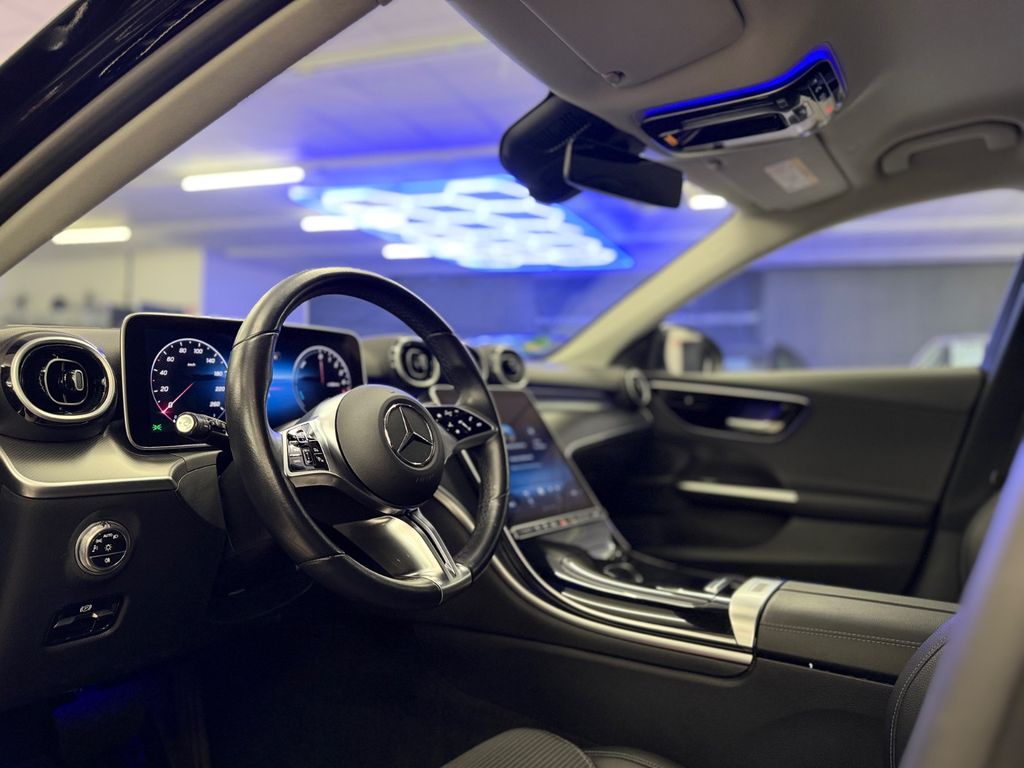 Mercedes-Benz C 300 2024