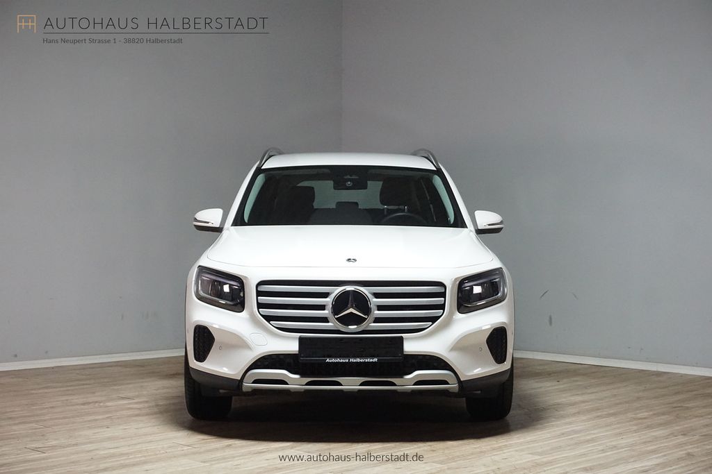 Mercedes-Benz GLB 220 2025