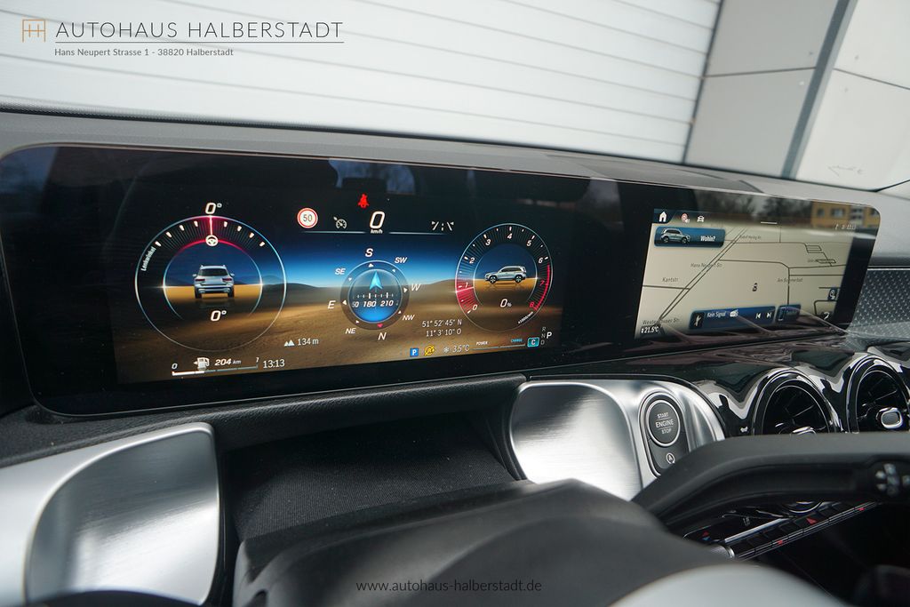 Mercedes-Benz GLB 220 2025