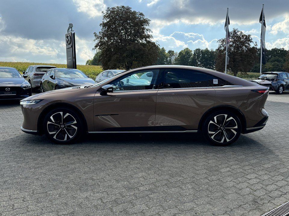 Mazda 6e