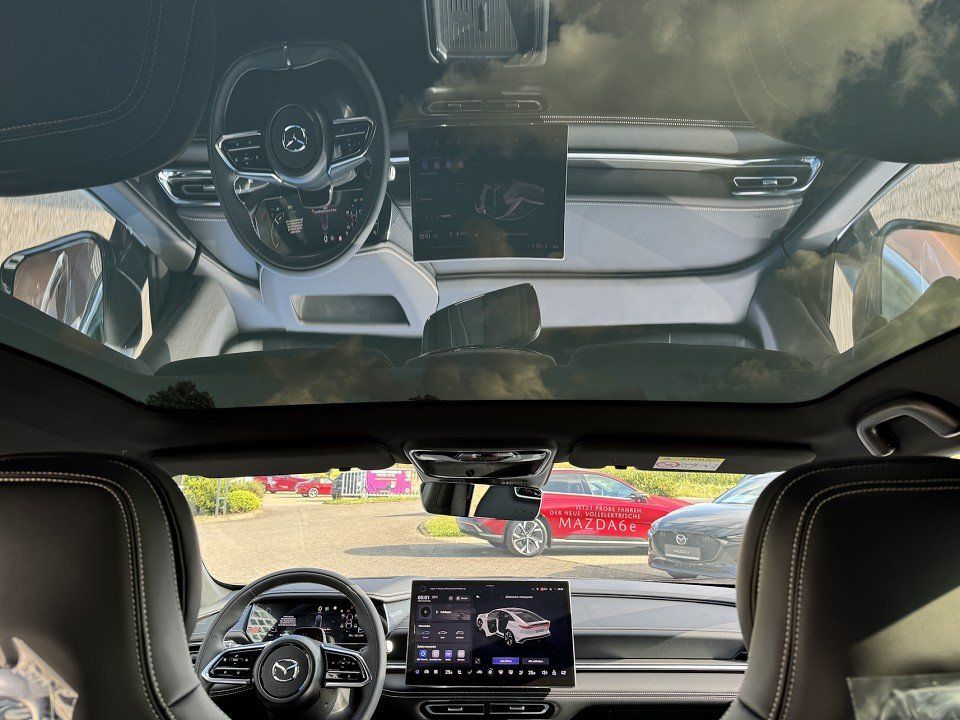 Mazda 6e
