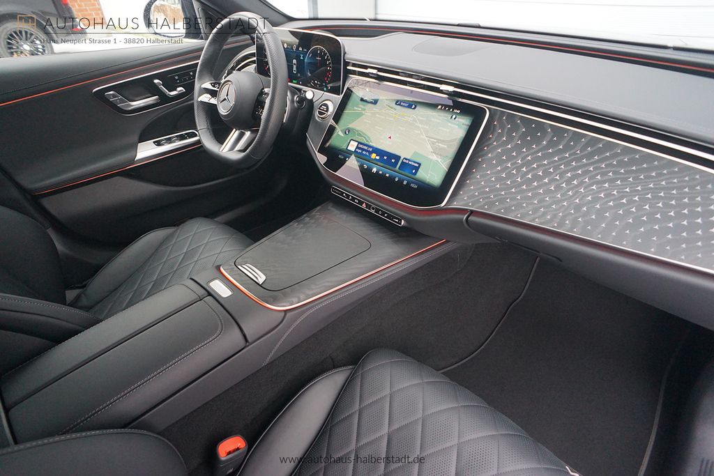 Mercedes-Benz E 300 2025