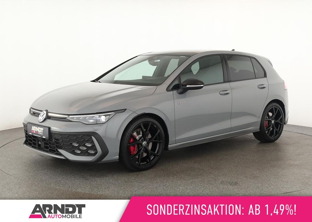 Volkswagen Golf 2025