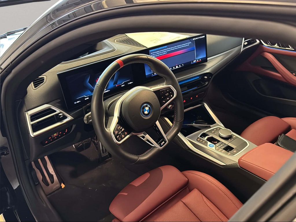 BMW i4 2025