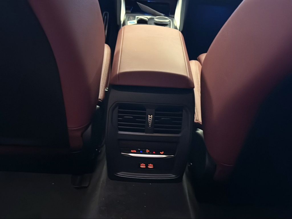BMW i4 2025