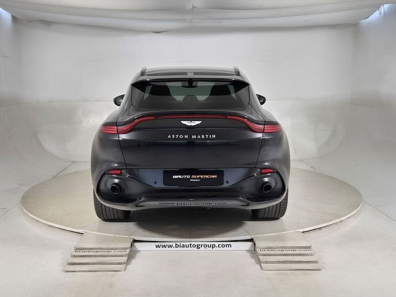 Aston Martin DBX 2020