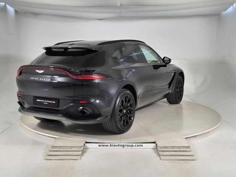 Aston Martin DBX 2020