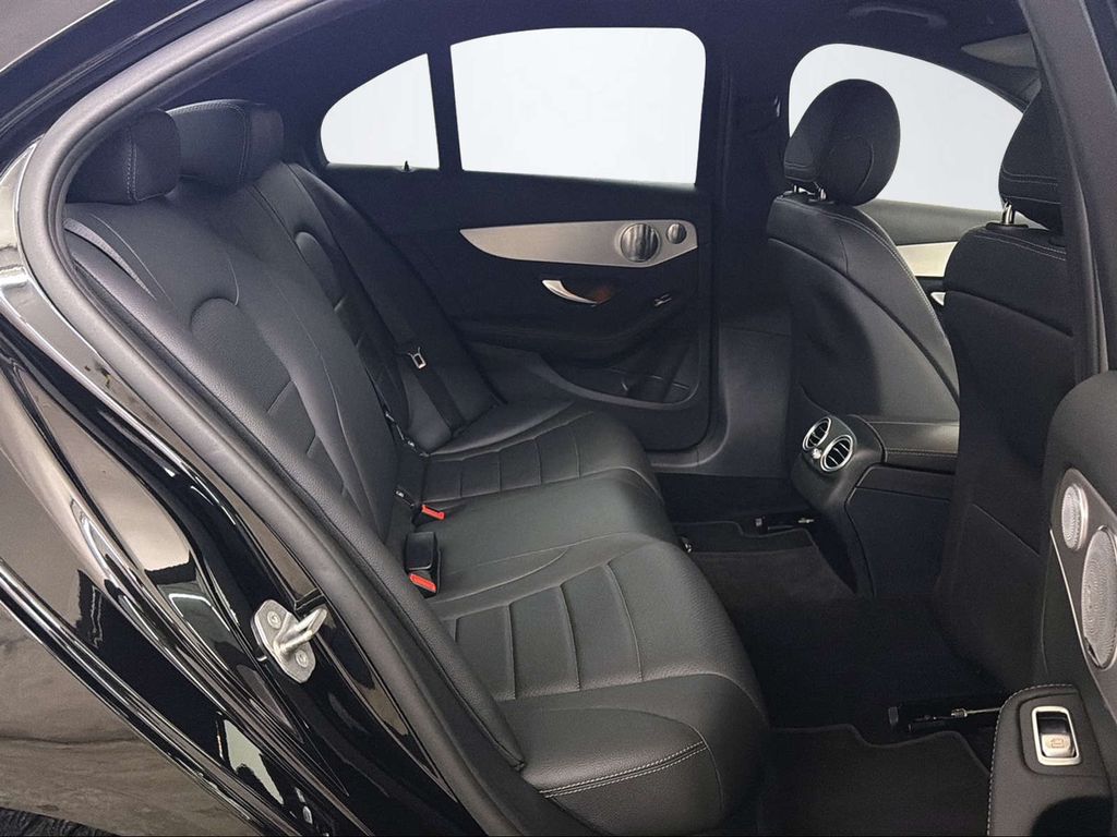 Mercedes-Benz C 300 2020