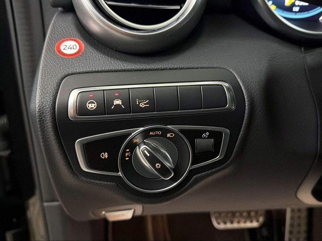 Mercedes-Benz C 300 2020