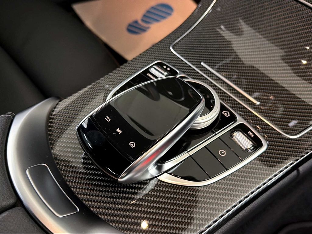 Mercedes-Benz C 300 2020