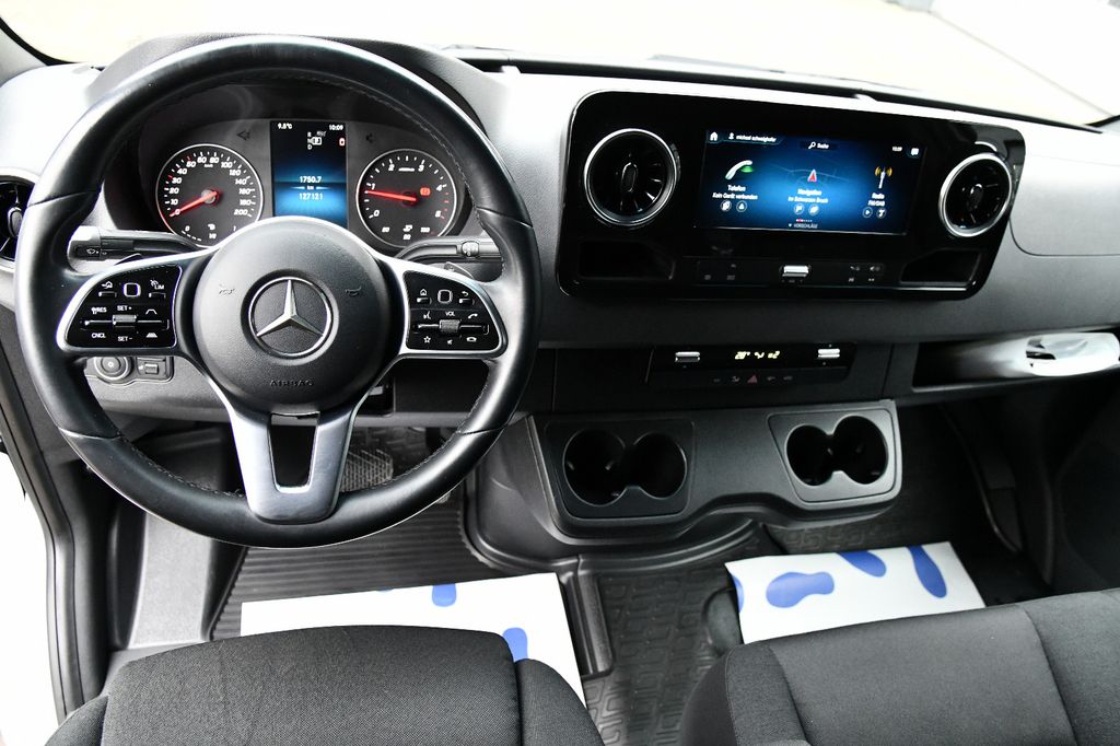 Mercedes-Benz Sprinter 2021