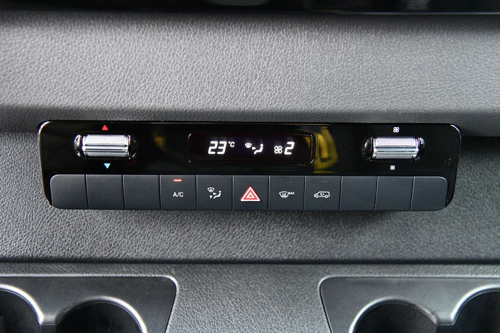 Mercedes-Benz Sprinter 2021