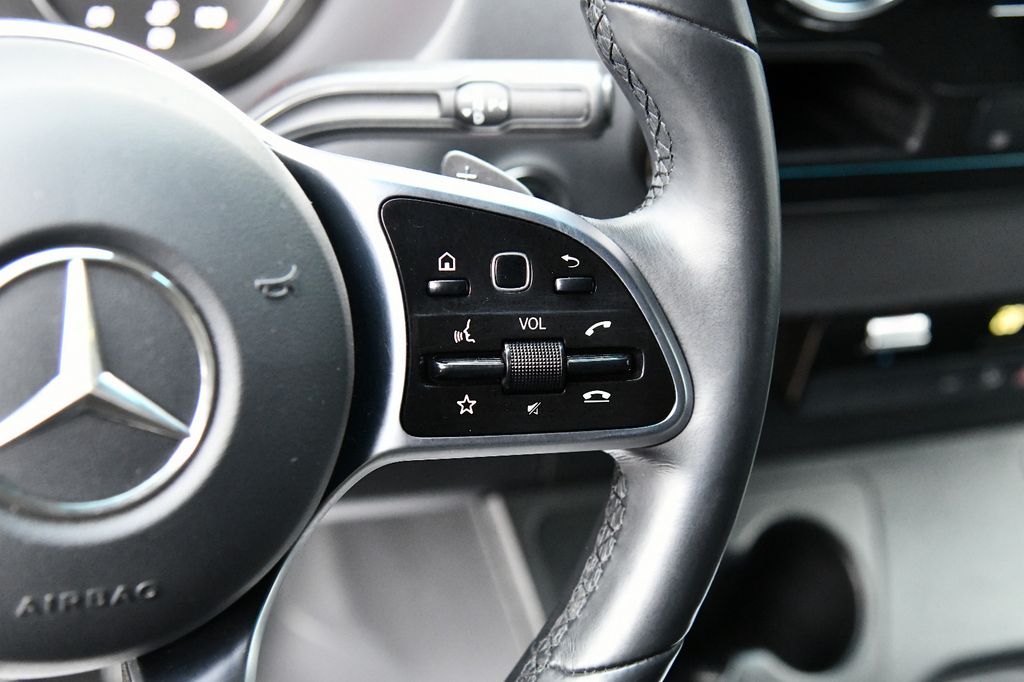 Mercedes-Benz Sprinter 2021