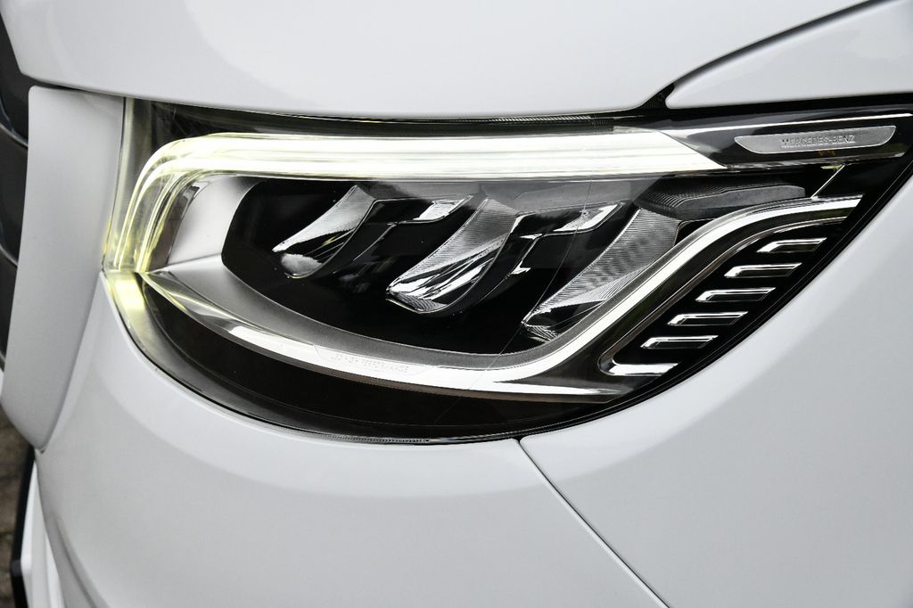 Mercedes-Benz Sprinter 2021