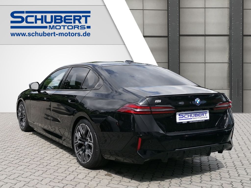 BMW i5 2025