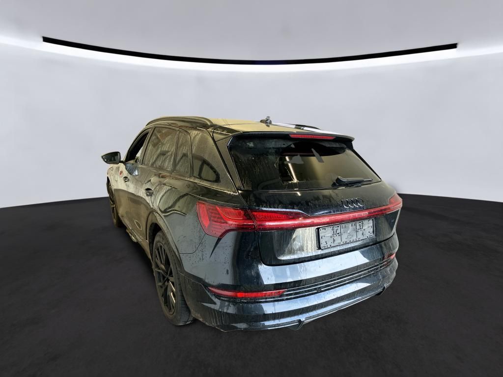 Audi e-tron 2022